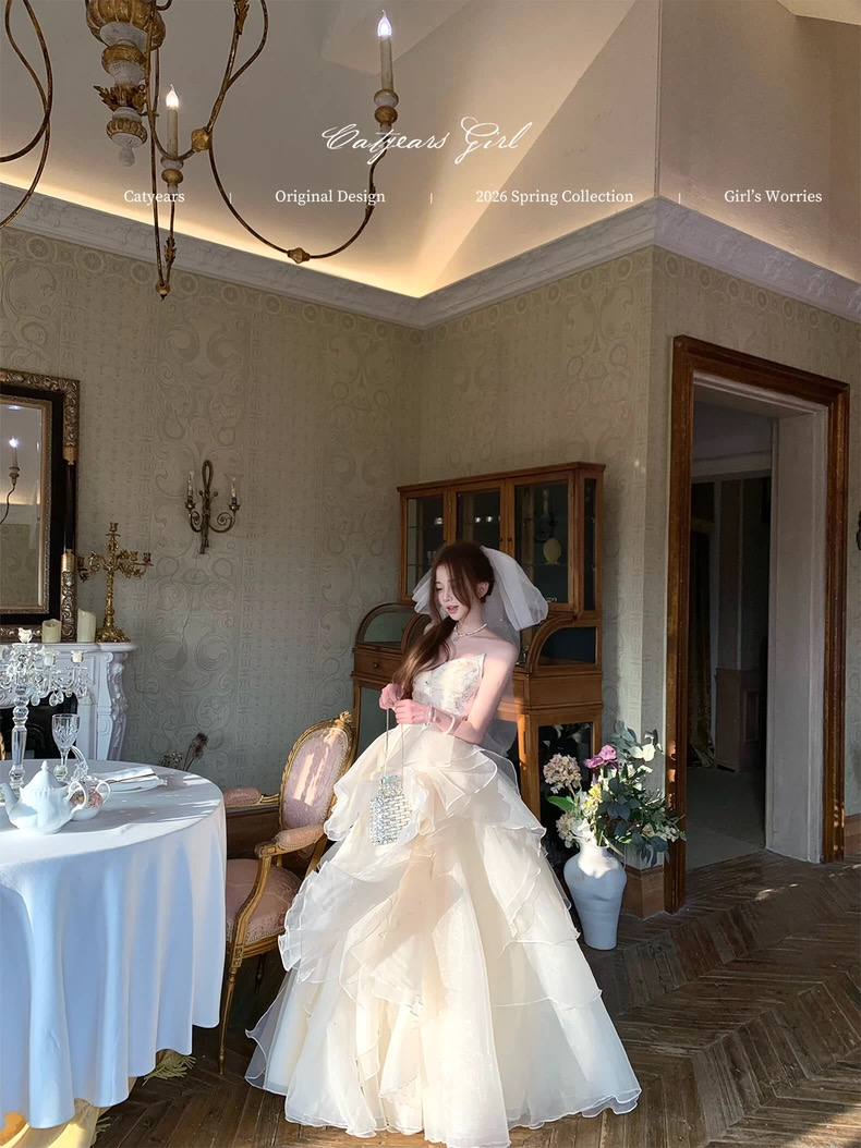 ( Pre Order ) A Moment of Happiness by Catyears