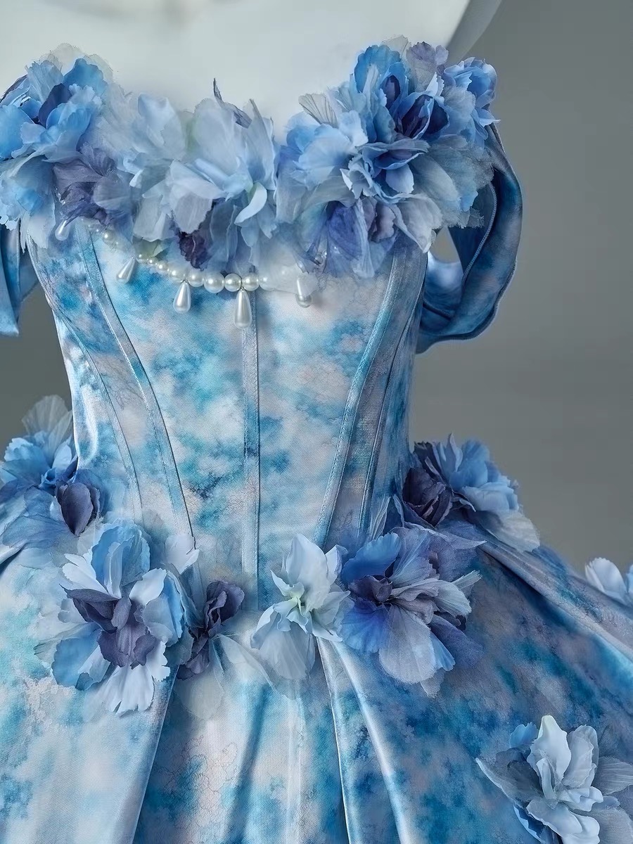 Na Yi's Floral Gown by CrossQueen