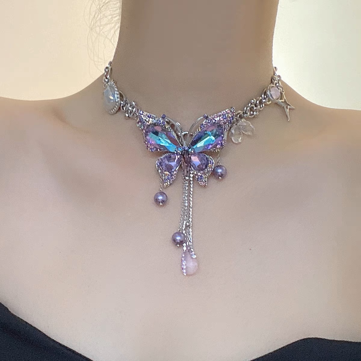 Butterfly necklace Acc30