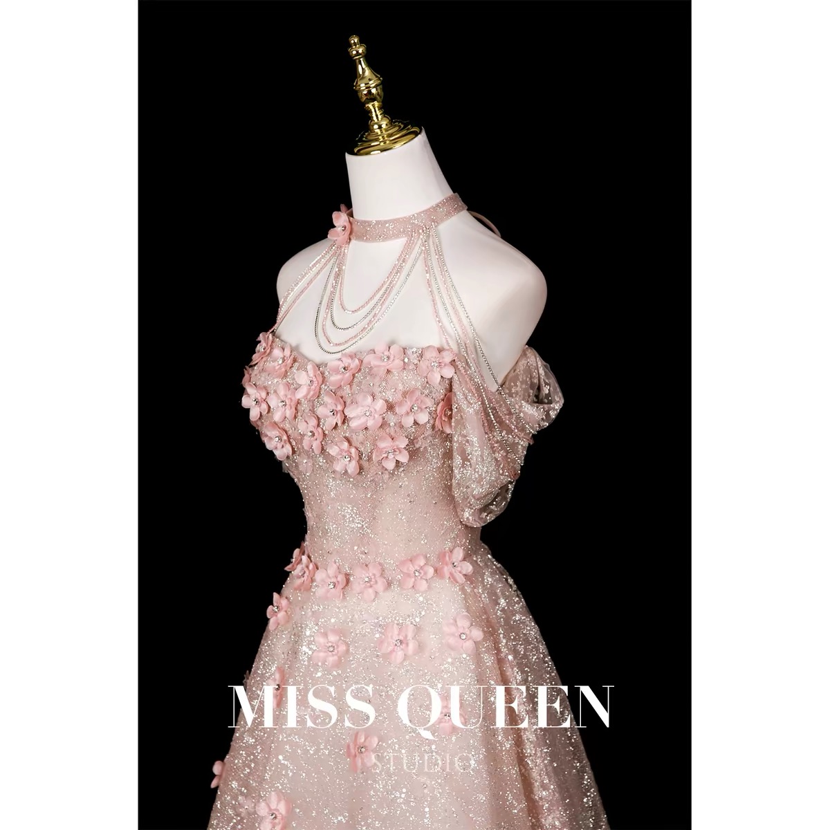 Elegant evening dresses, delicate and gentle wedding dresses, belonging to the high-end luxury segment MQ90
