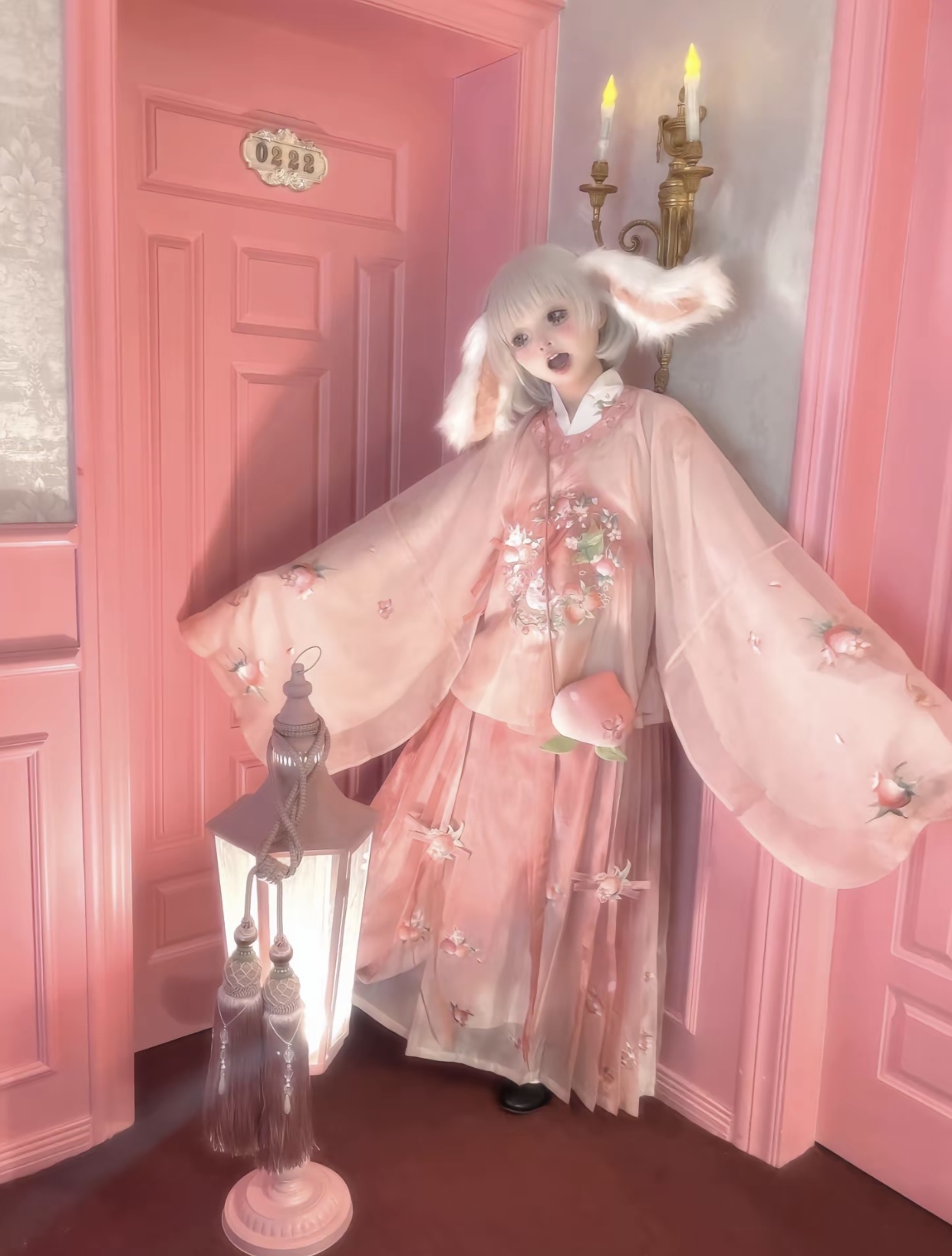 Peach Rabbit x GUANCHAOTING