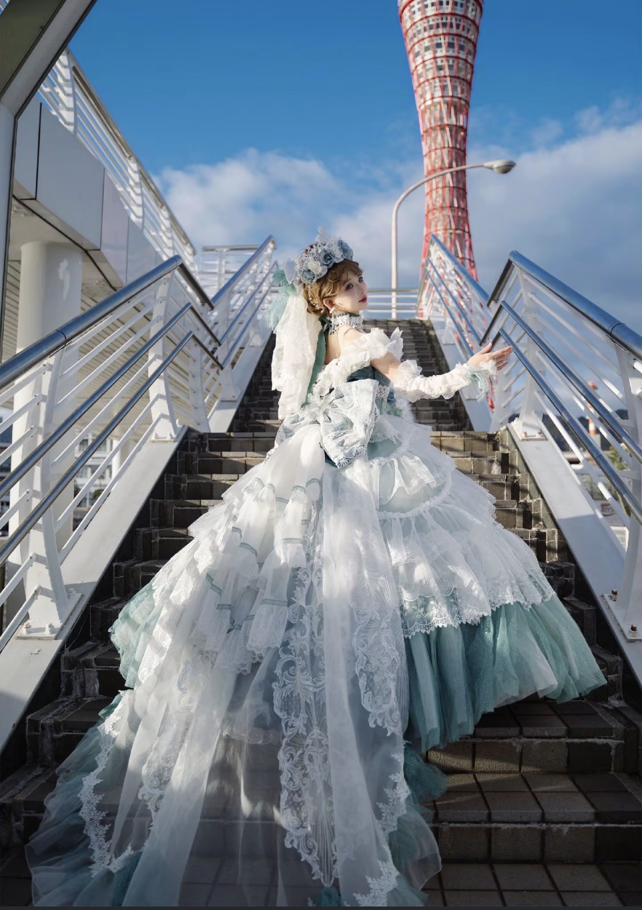 When dreams meet stars and flowers – Human figure illustration by Long Ears And Sharp Ears’ Studio