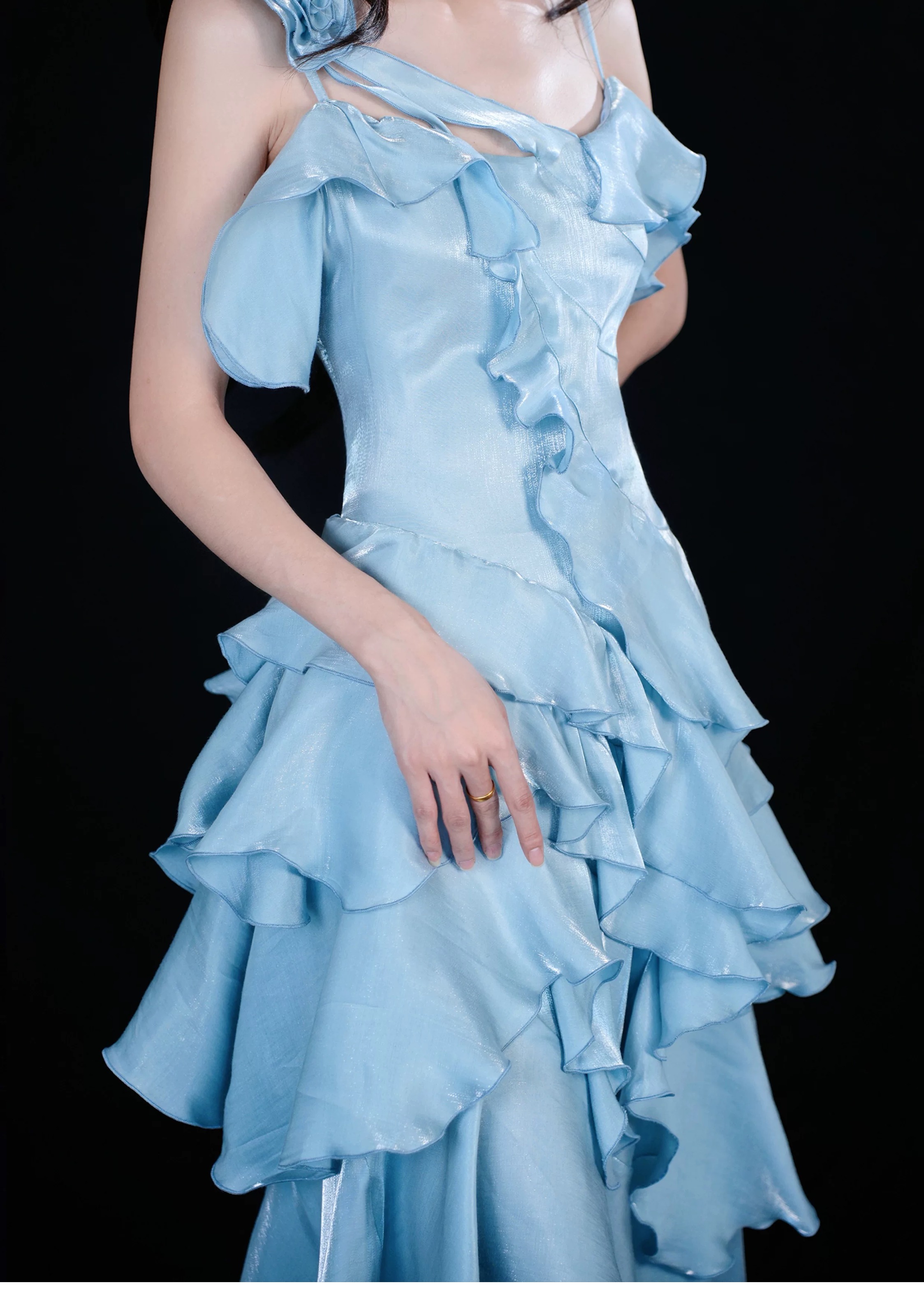 Light white nightgown with irregular pleats, moonlight style by Human Ephemera EasCandy