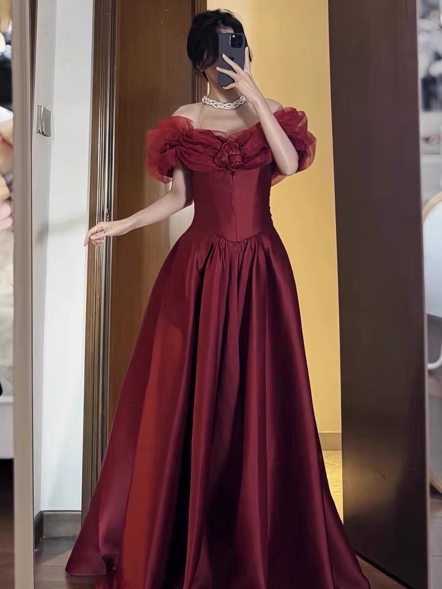 Red evening gown for party R4050