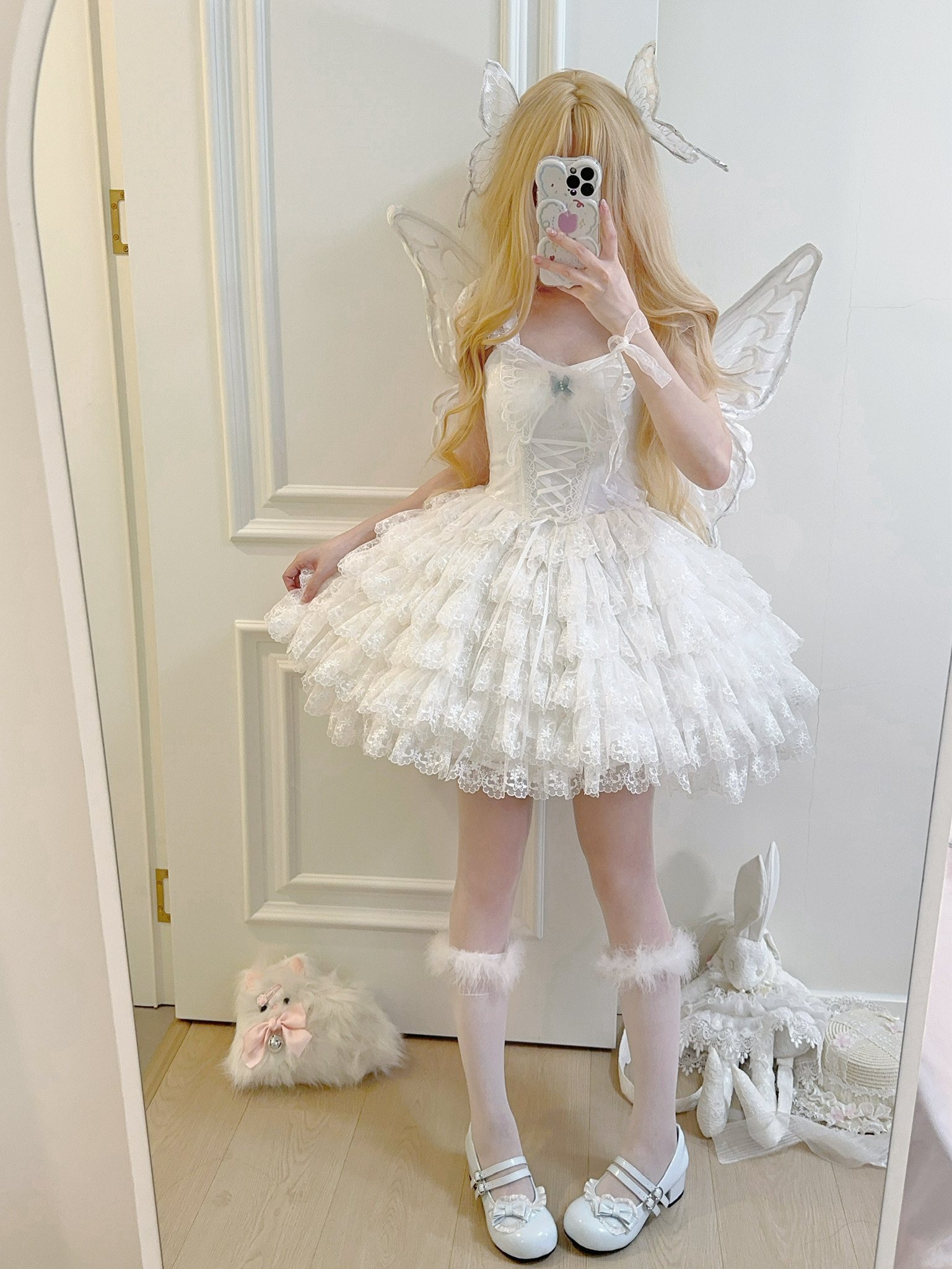 ( Stop Selling ) Anthropomorphism of butterflies X Alice in Wonderland