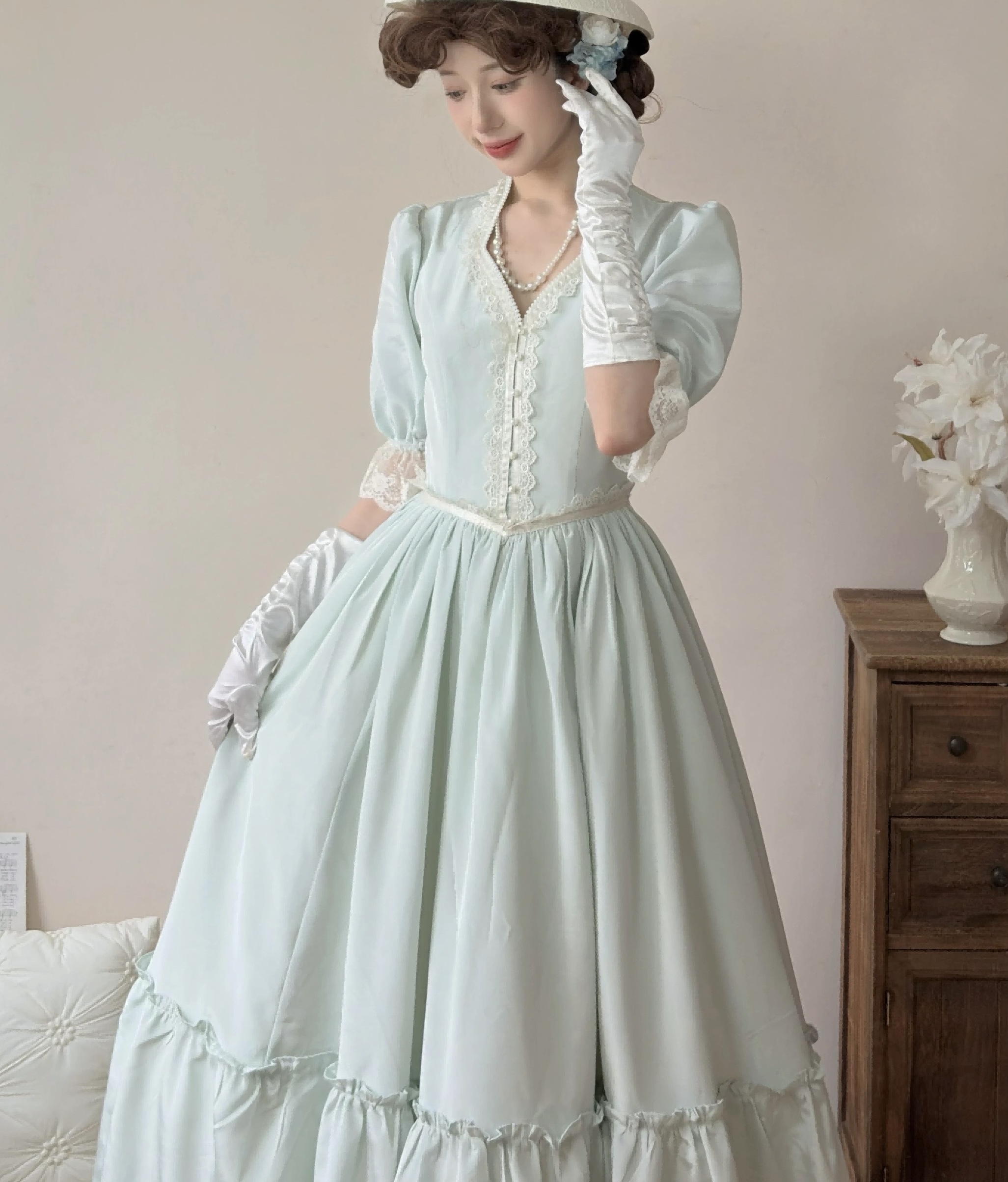( Stop Selling ) Classic Princess Dress VIN10 X Light Vintage