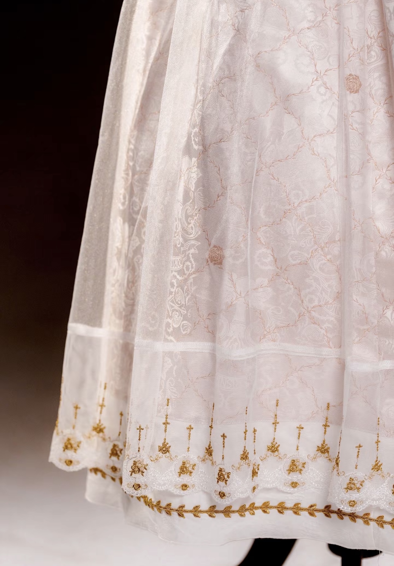 ( Stop Selling ) 𝐓𝐡𝐞 𝐫𝐨𝐬𝐞 𝐨𝐟 𝐭𝐡𝐞 𝐞𝐦𝐩𝐢𝐫𝐞 by Ruinous Rosette