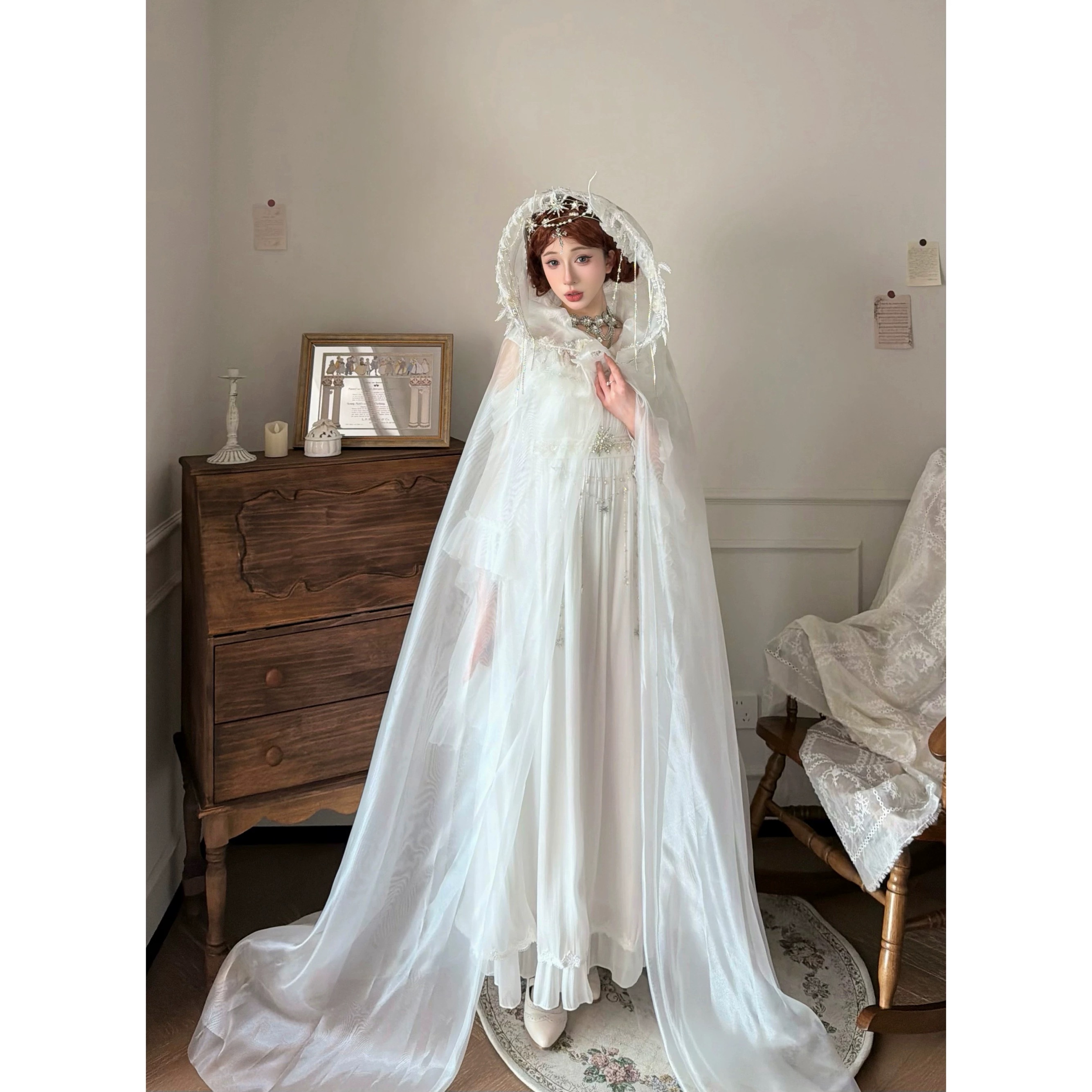 ( Pre Order ) The Poem Of Stars And The Moon by Lyandra Antique