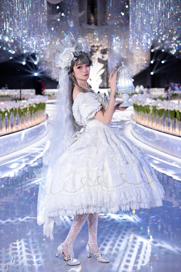 ( Pre Order ) Symphony of Love by Senyu Magic