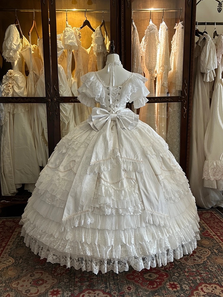 ( Pre Order ) Symphony of Love by Senyu Magic