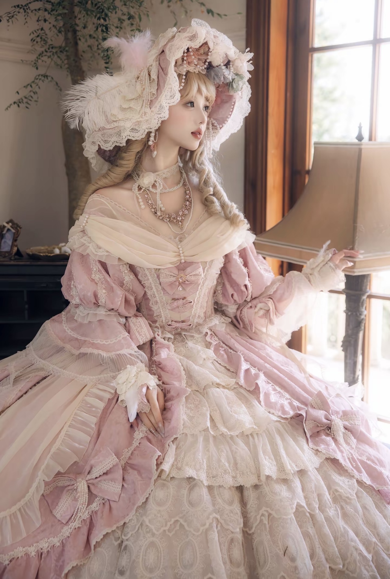 Catherine dress by Huaxia Miao Lolita