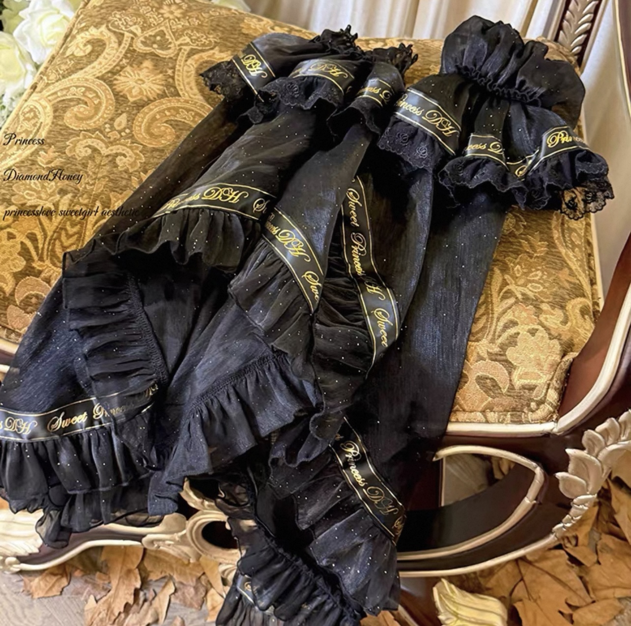 ( Pre Order ) Obsidian evening dress by Diamond Honey