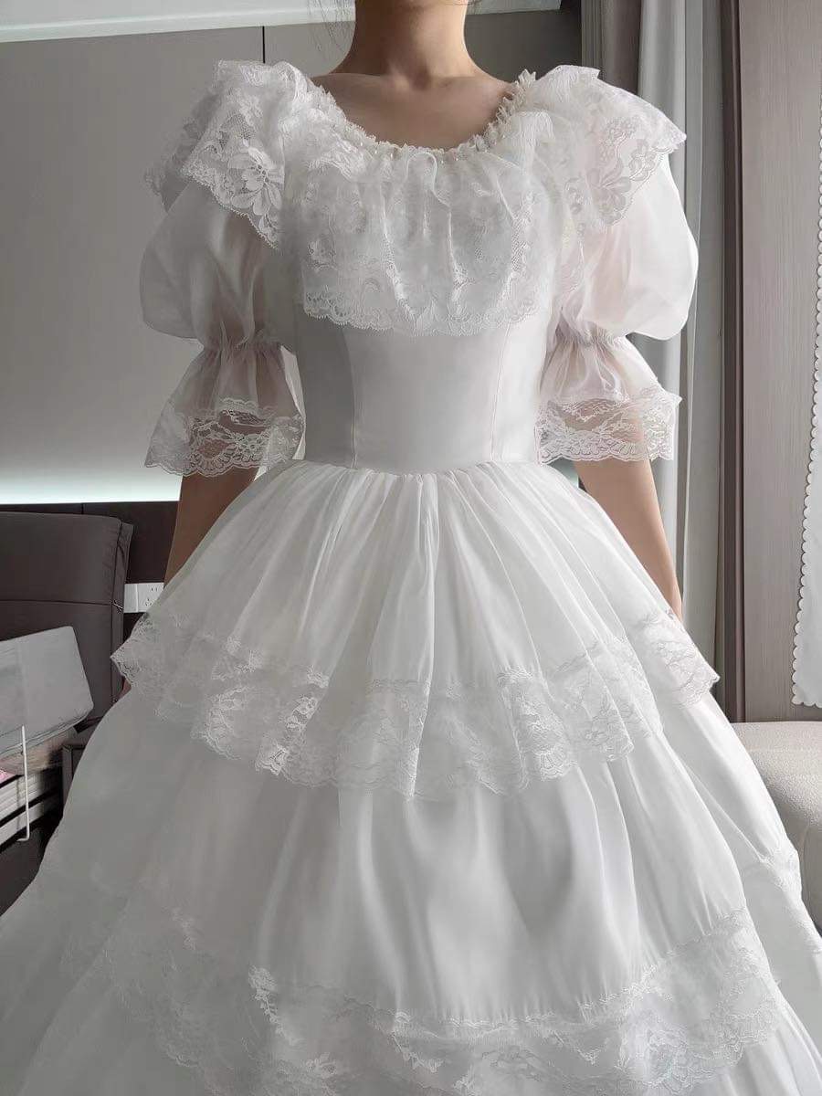 Classic wedding dress 6