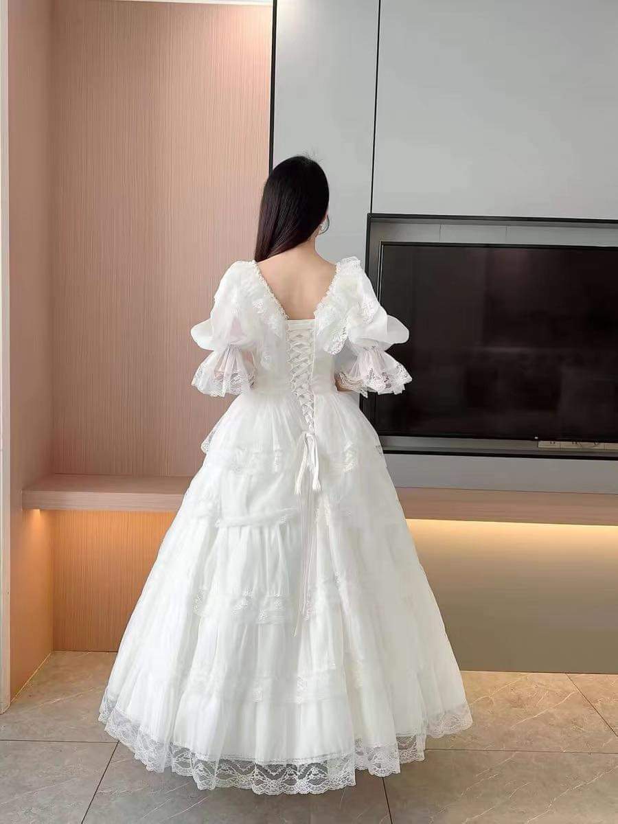 Classic wedding dress 6