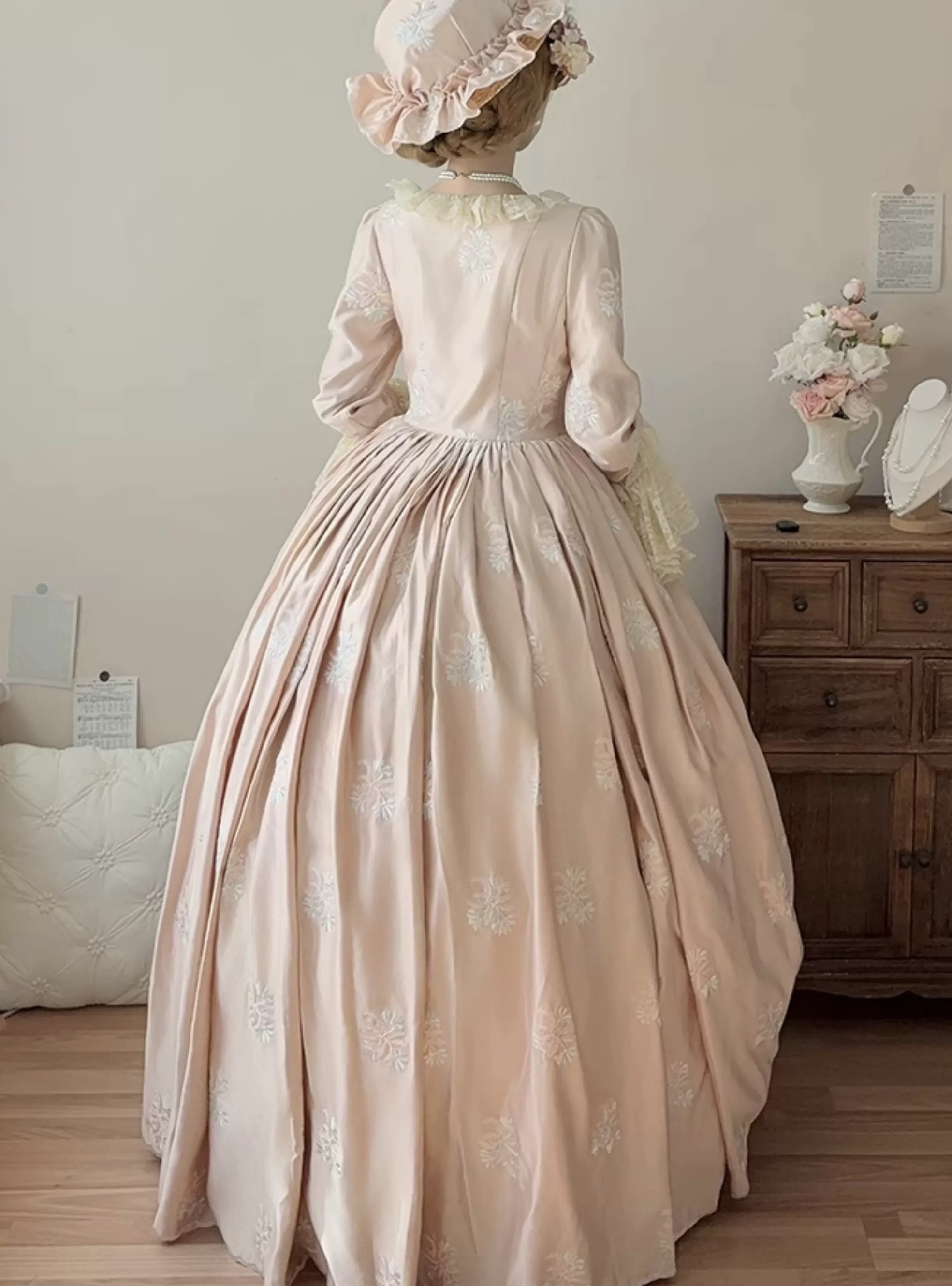 ( Pre Order ) Classic Rococo Embroidery Dress by Fú guāng vintage