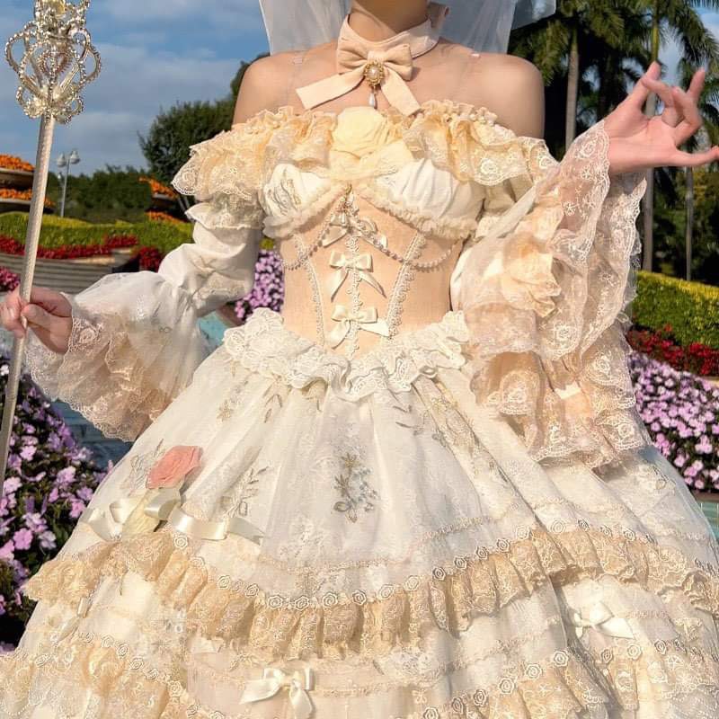 Gentle Floral Wedding X Cat Loli