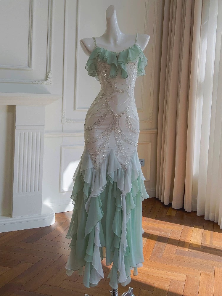 Luxurious fishtail dress LX300