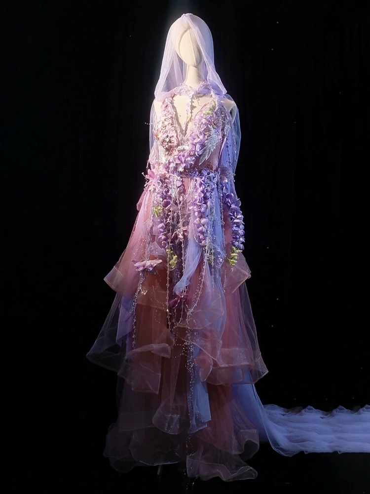 Wisteria Goddess by Three thousand worlds