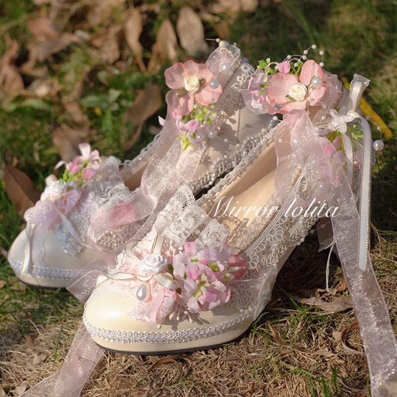 Rain Wisteria by Mirror Lolita