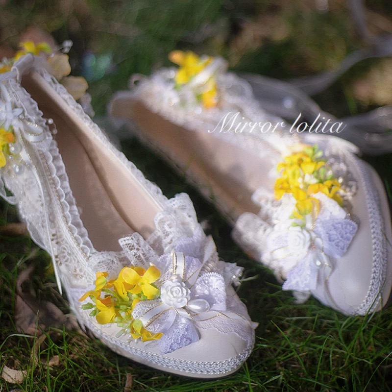 Rain Wisteria by Mirror Lolita