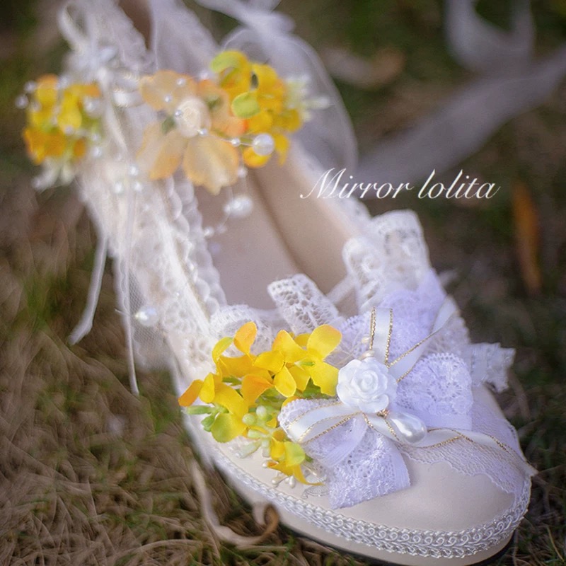 Rain Wisteria by Mirror Lolita