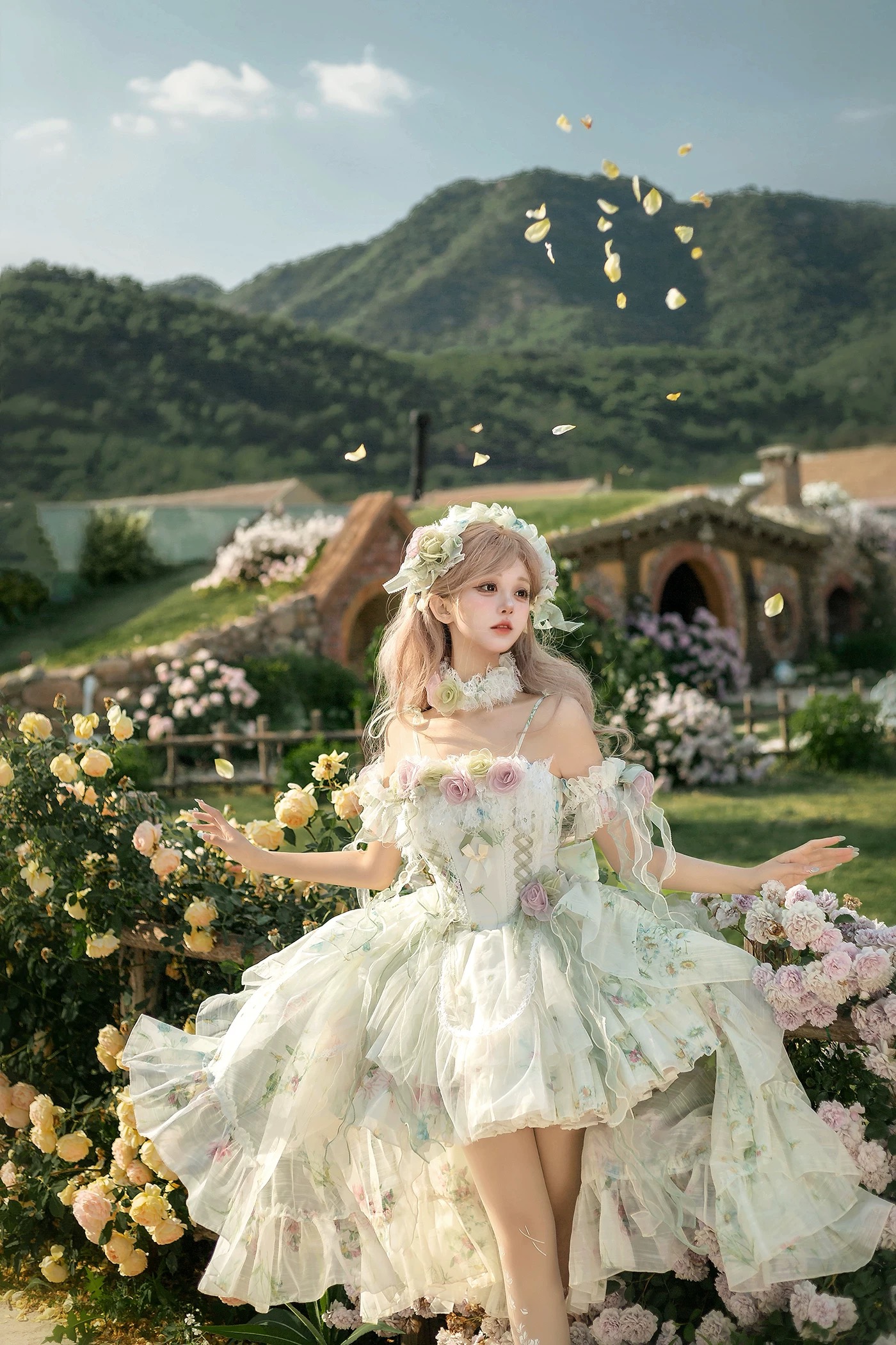 ( Pre Order ) Roses of spring X Xing Wei Mian