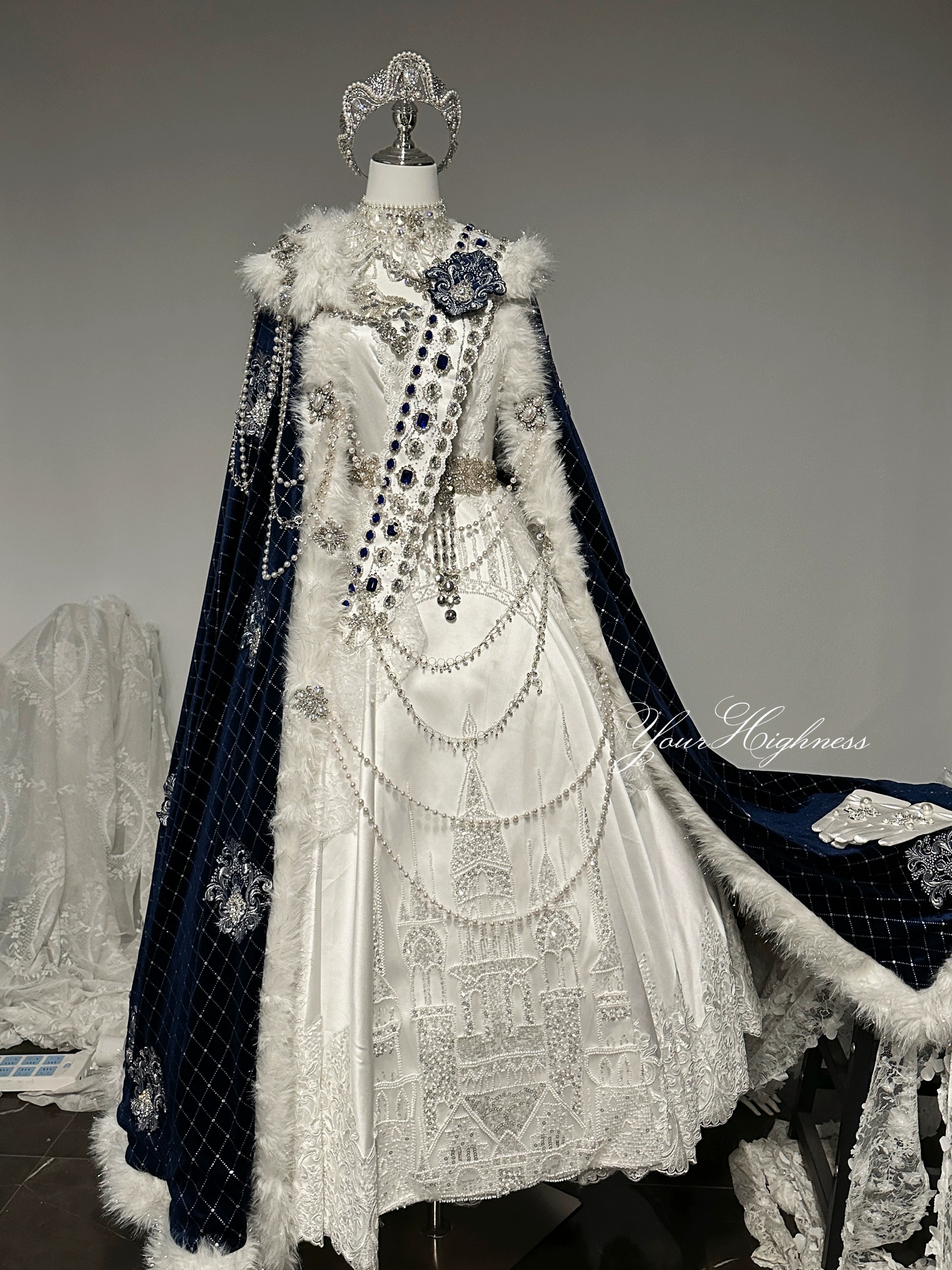 ( Stop Selling ) Queen by Your Highness