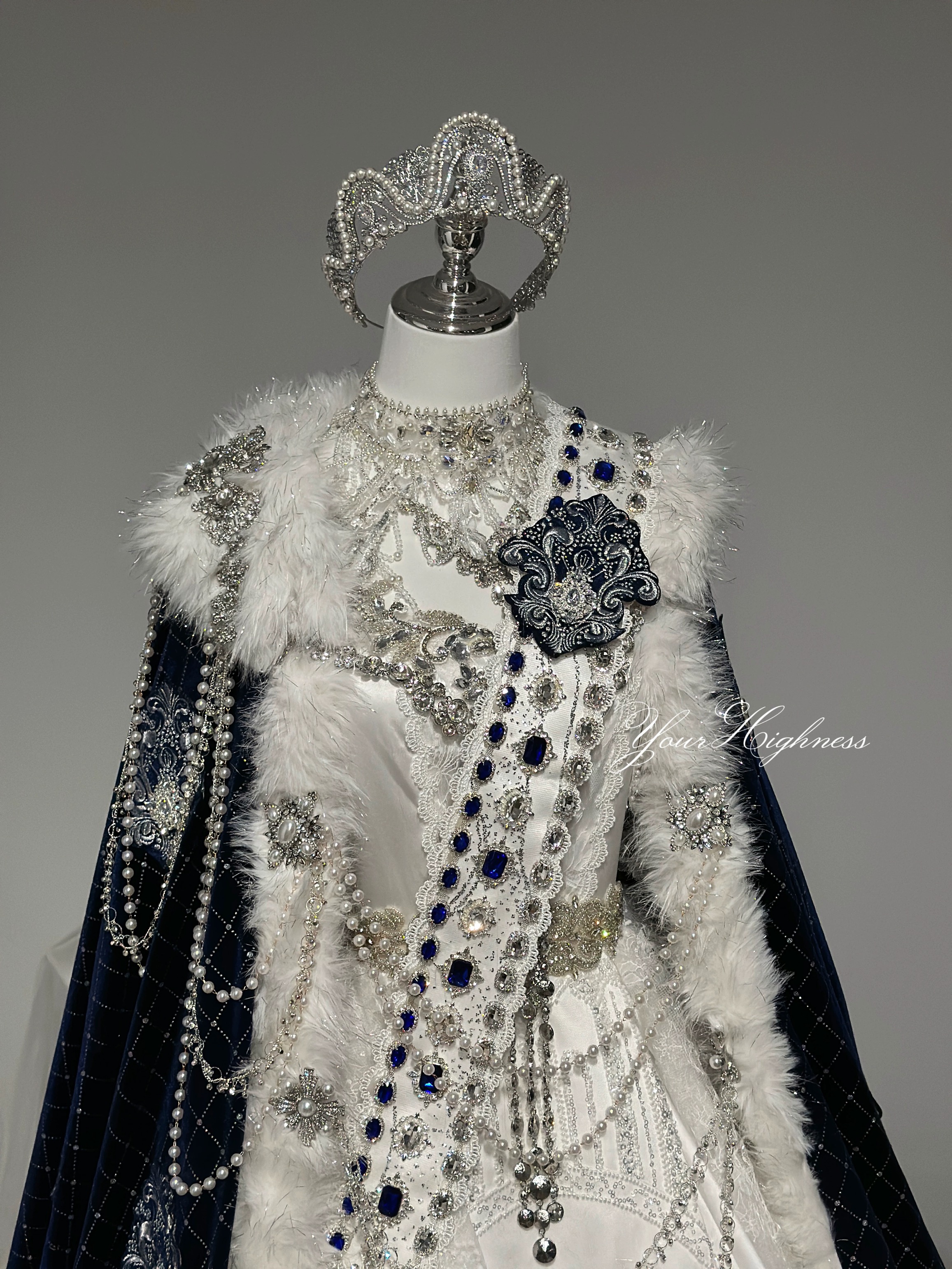 ( Stop Selling ) Queen by Your Highness