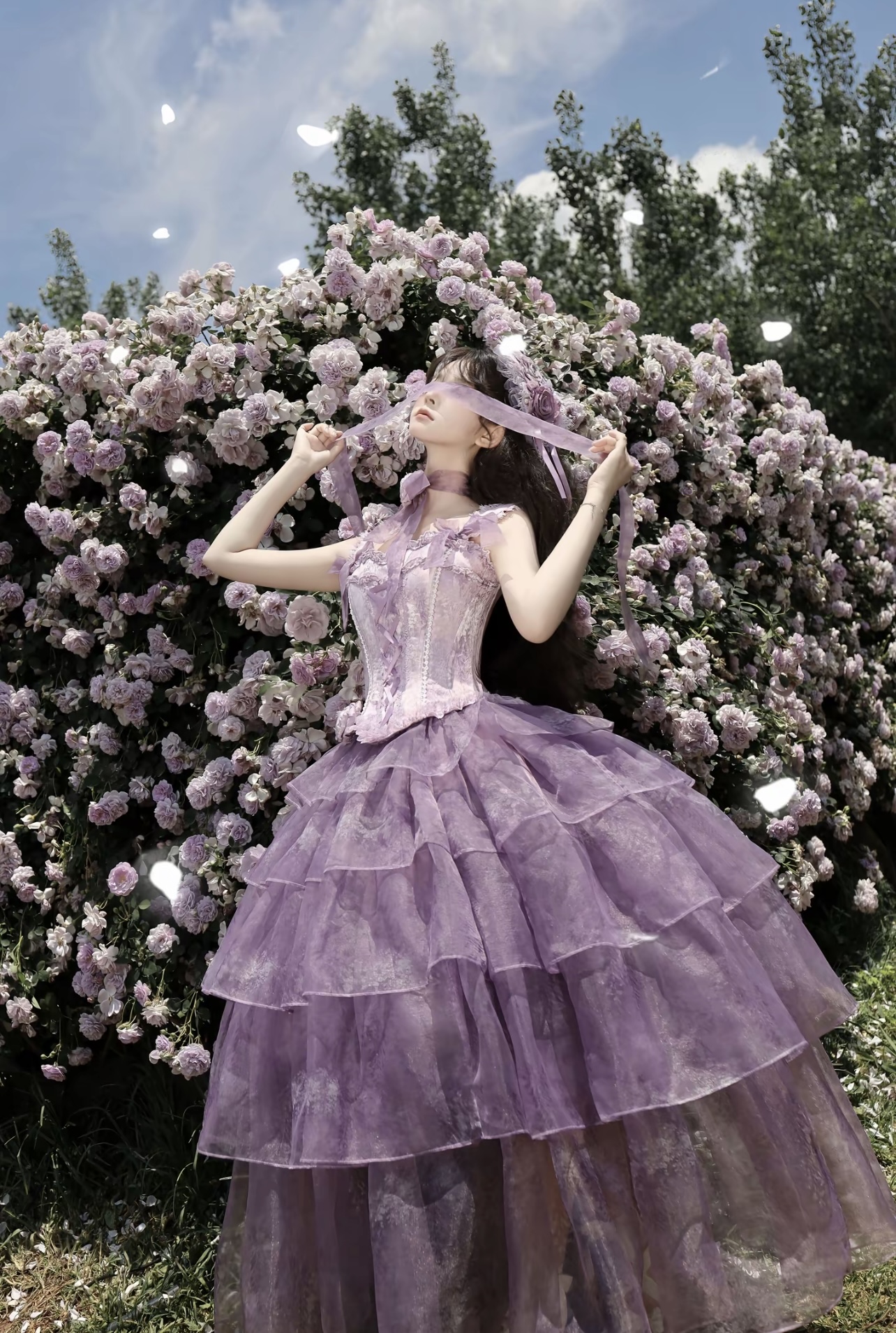 ( Pre Order ) Wisteria waterfall by Chenji Shi