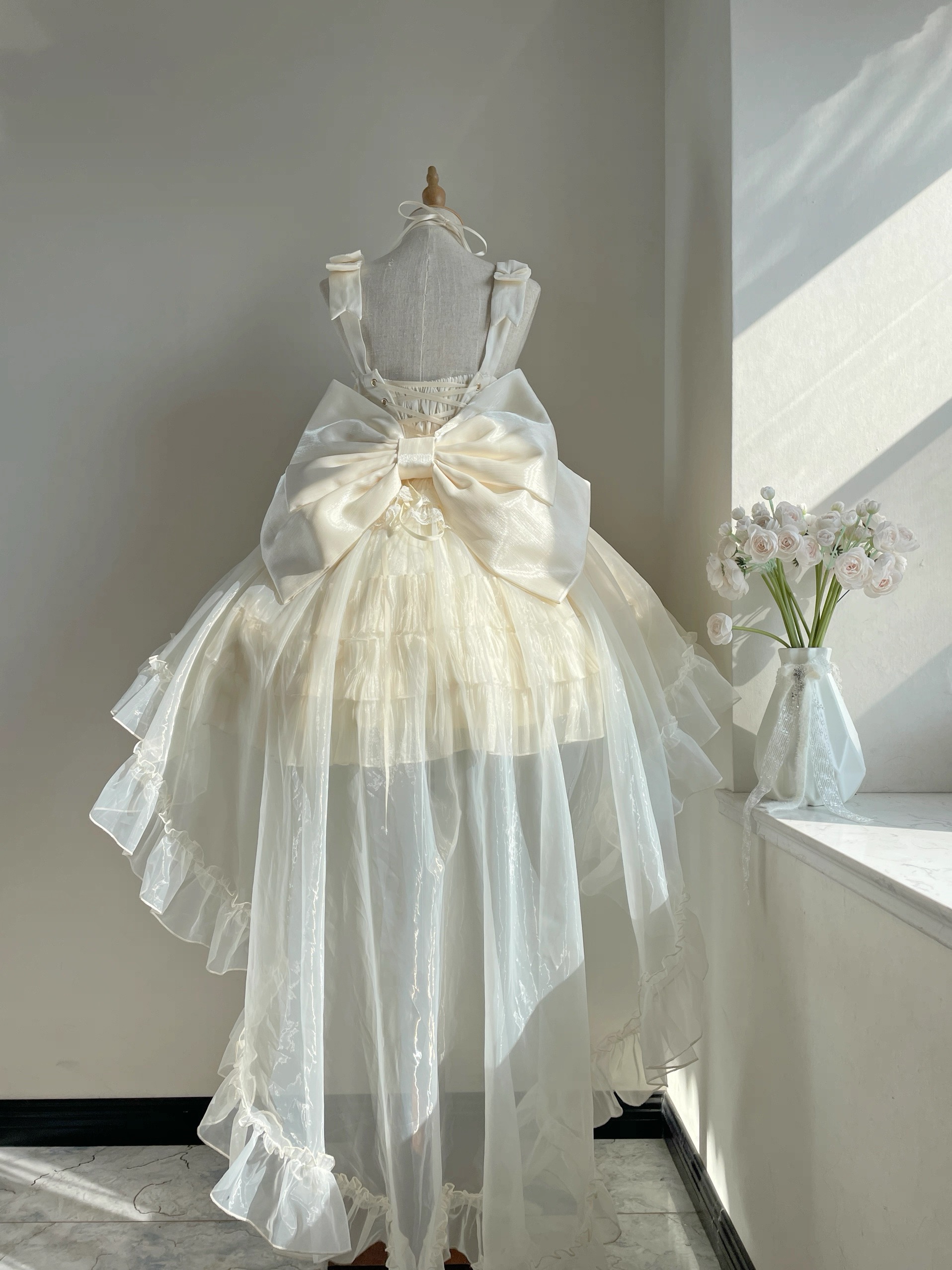 Cream Cake by Yu Sheng