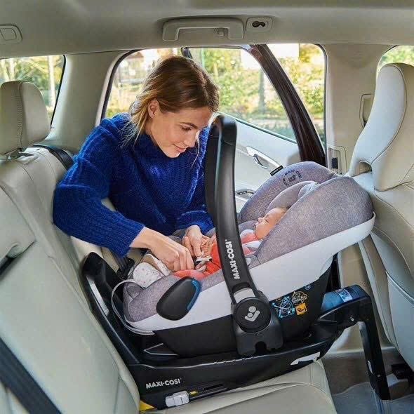 Nôi Xách Tay Kiêm Ghế Ôtô Thương Hiệu Maxi-Cosi