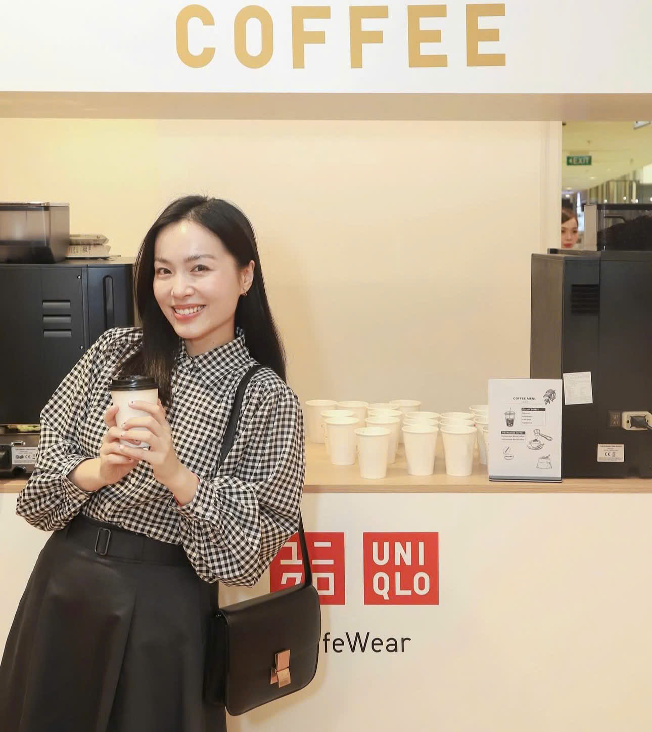 Set Chân Váy và Áo Sơ Mi  Uniqlo