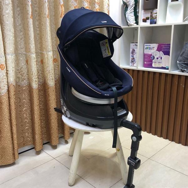 Ghế ngồi ô tô Combi Culmove xoay 360° Smart Isofix (0-4Y) xanh navy