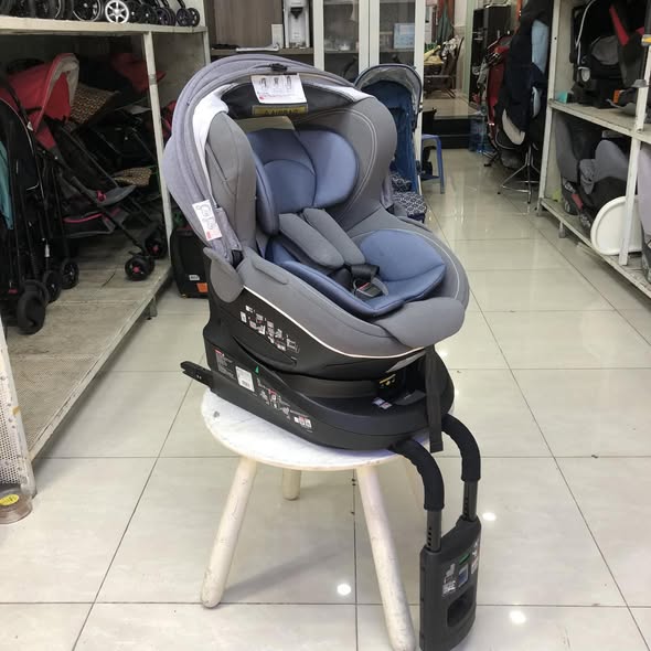 Ghế ngồi ô tô Ailebebe isofix