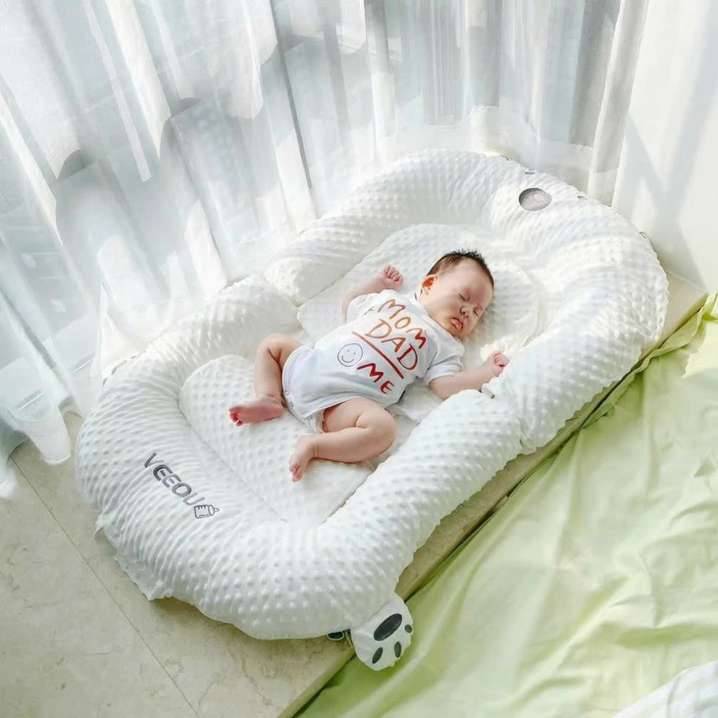 Đệm gối ngủ cho bé chống trào ngược VEEOU cao cấp chống trào ngược dễ gấp gọn và rộng rãi