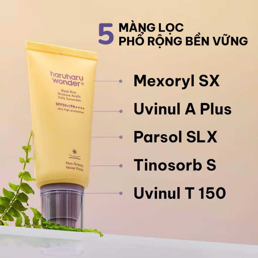 Kem chống nắng HARUHARU Wonder Black Rice Moisture Airyfit Daily Sunscreen 50ml