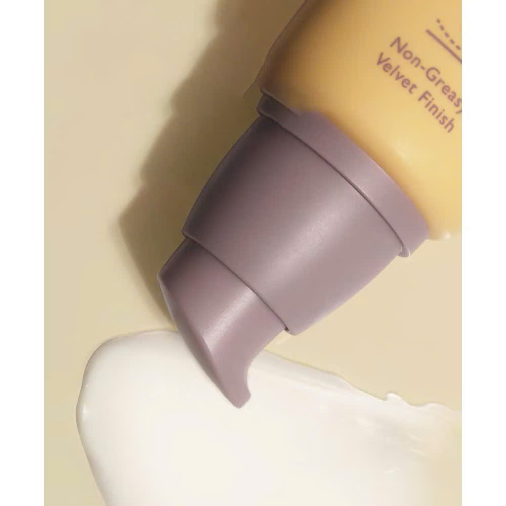 Kem chống nắng HARUHARU Wonder Black Rice Moisture Airyfit Daily Sunscreen 50ml