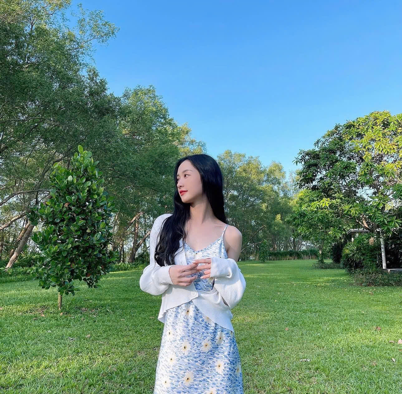 Đầm Dây Lụa Thương Hiệu CasaLola