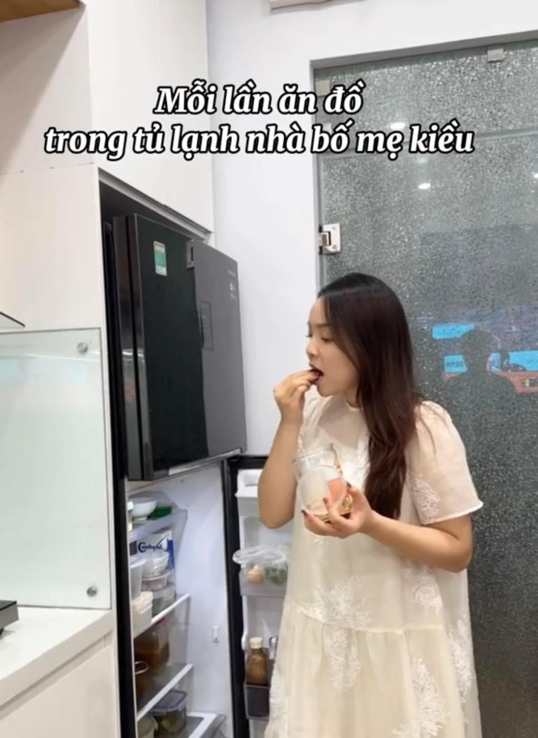 Đầm voan tay lỡ có lót, họa tiết thêu thương hiệu Dingdang