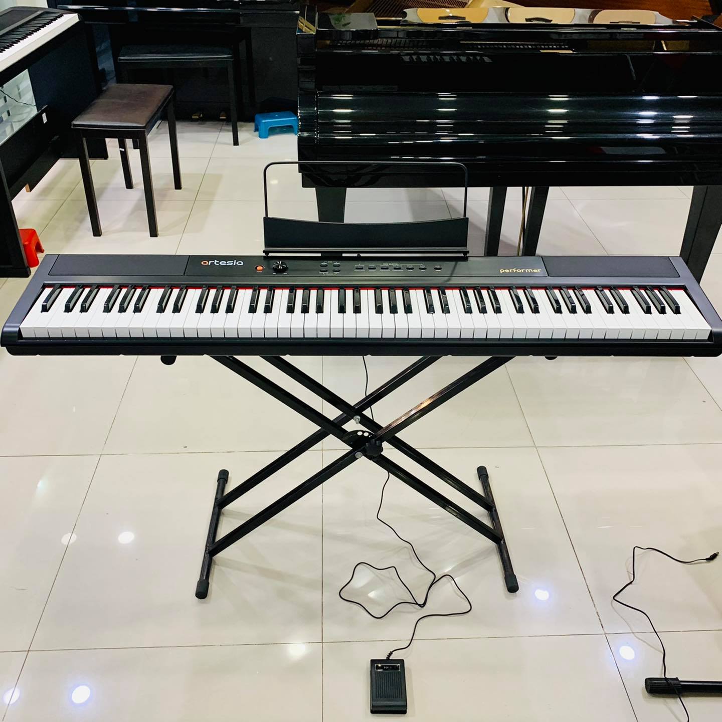 PIANO ĐIỆN ARTESIA PERFORMER