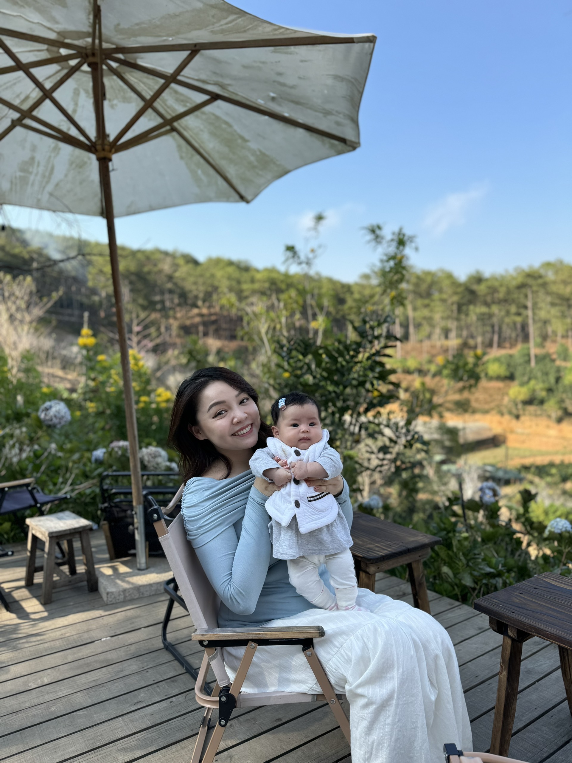 Áo tay dài bẹt vai rút tay