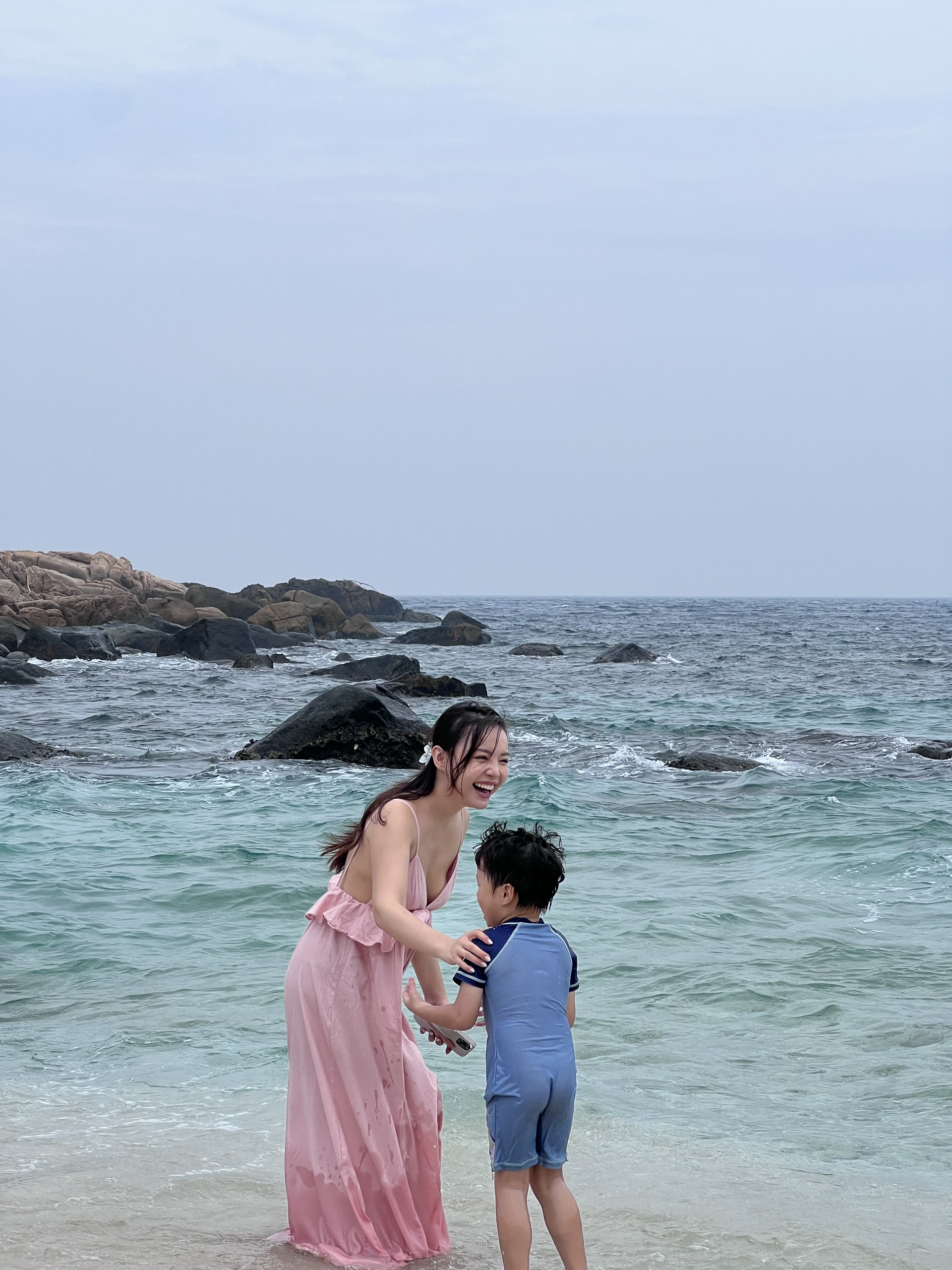 Đầm dài 2 dây thương hiệu CHEN.INSPIRED