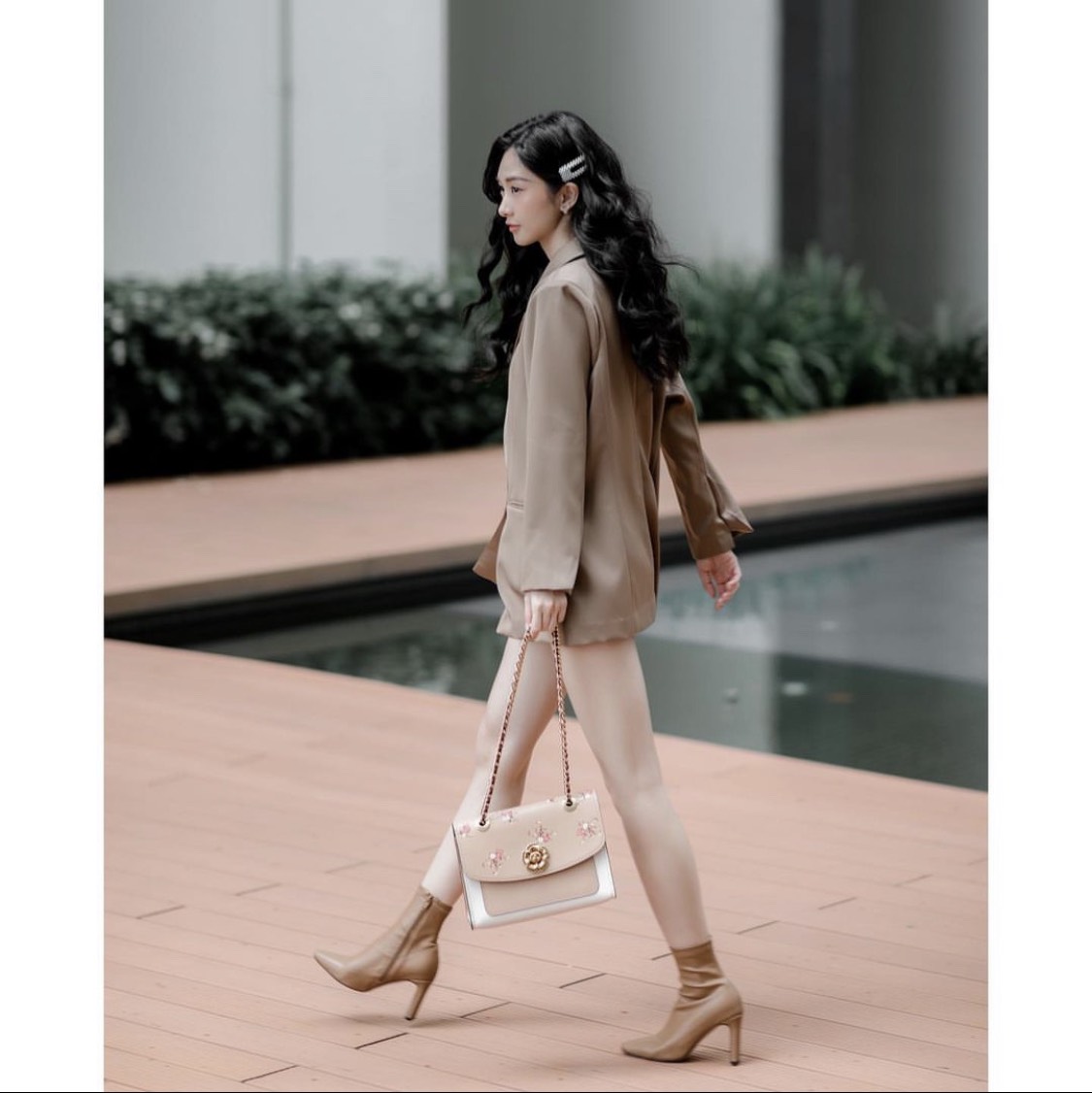 Set áo blazer và quần thương hiệu ONONMADE