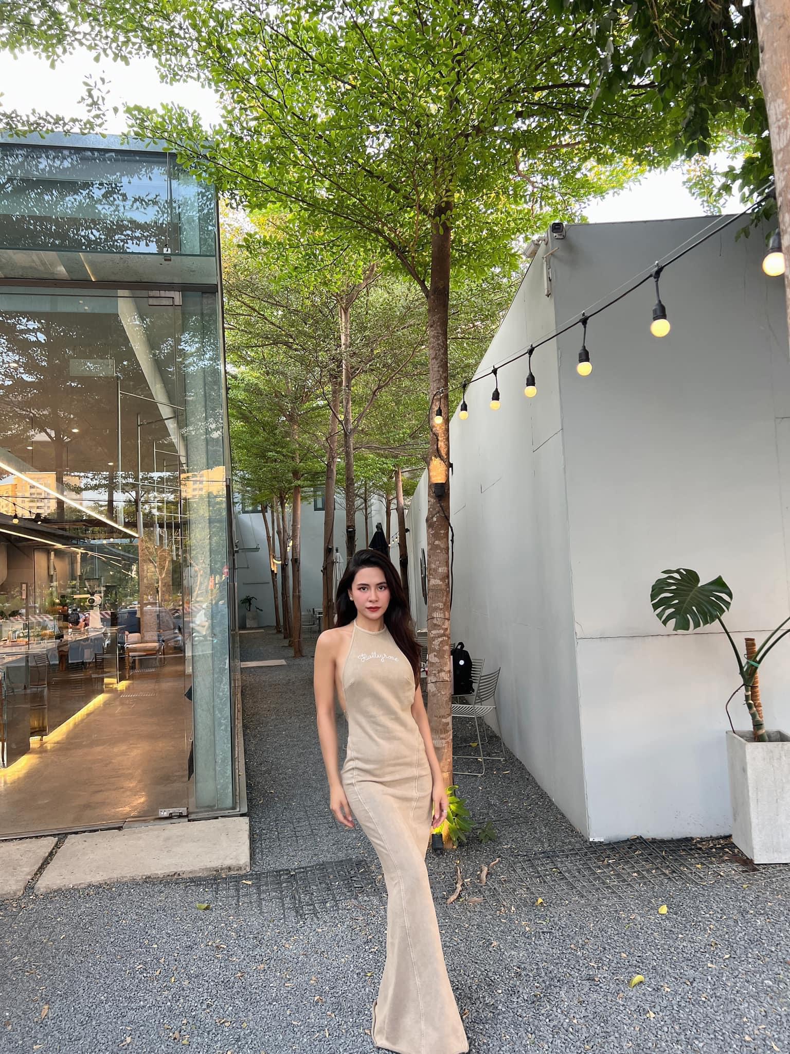 Đầm dài đuôi cá thương hiệu HULLEY ROSE