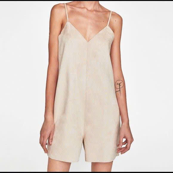 Jumpsuit thương hiệu ZARA
