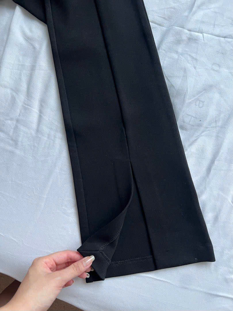 Quần đen dài khóa kéo bên hông thương hiệu ZARA