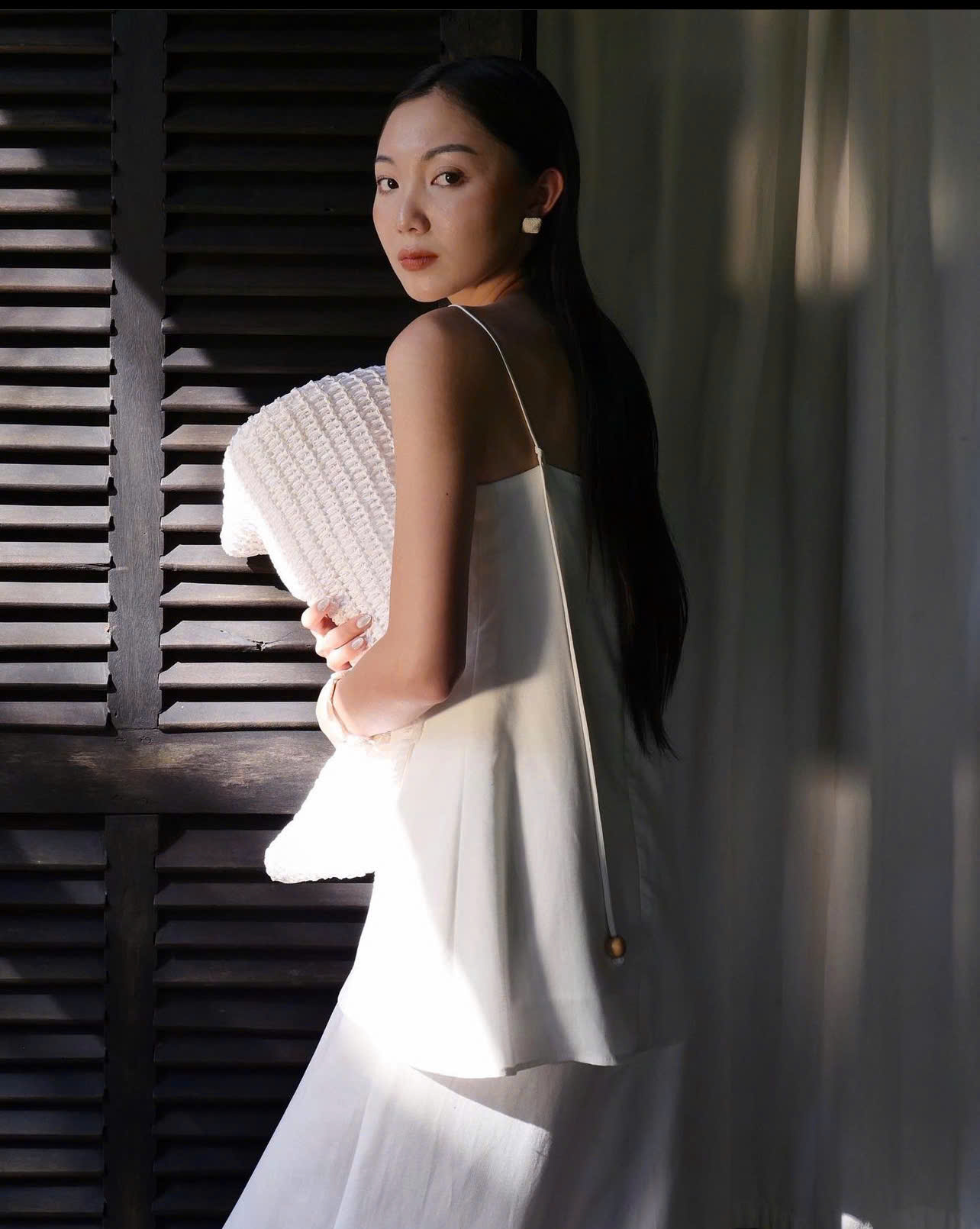 Set quần trắng áo 2 dây thương hiệu Suit All