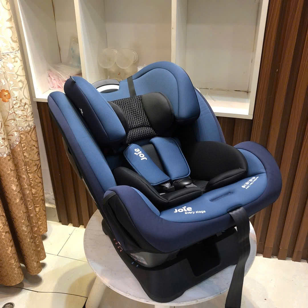 Ghế ngồi ô tô Joie Every Stage