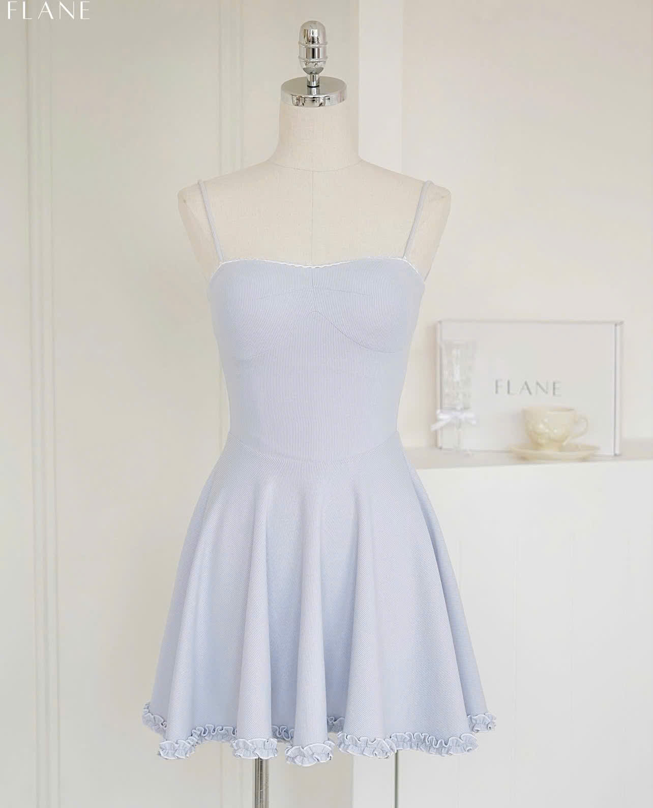 SET ĐẦM + ÁO KHOÁC THƯƠNG HIỆU FLANE