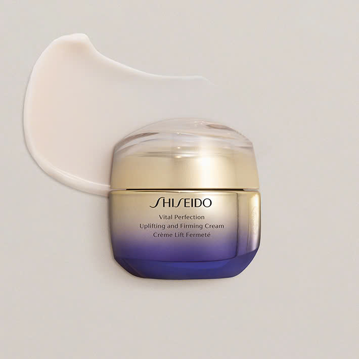 Kem dưỡng da Vital-Perfection Uplifting and Firming Cream 50ml
